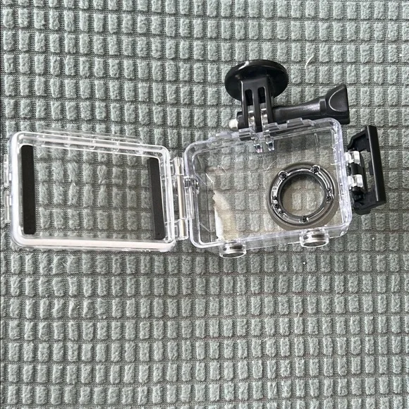 Waterproof Action Camera Case - Picture 2 of 8